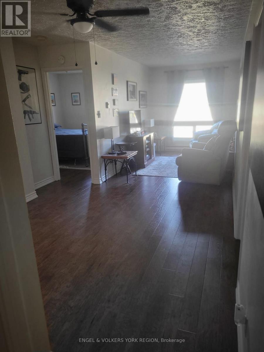 3 - 86 Curtis Street, Essa, Ontario  L0M 1B2 - Photo 6 - N12492988