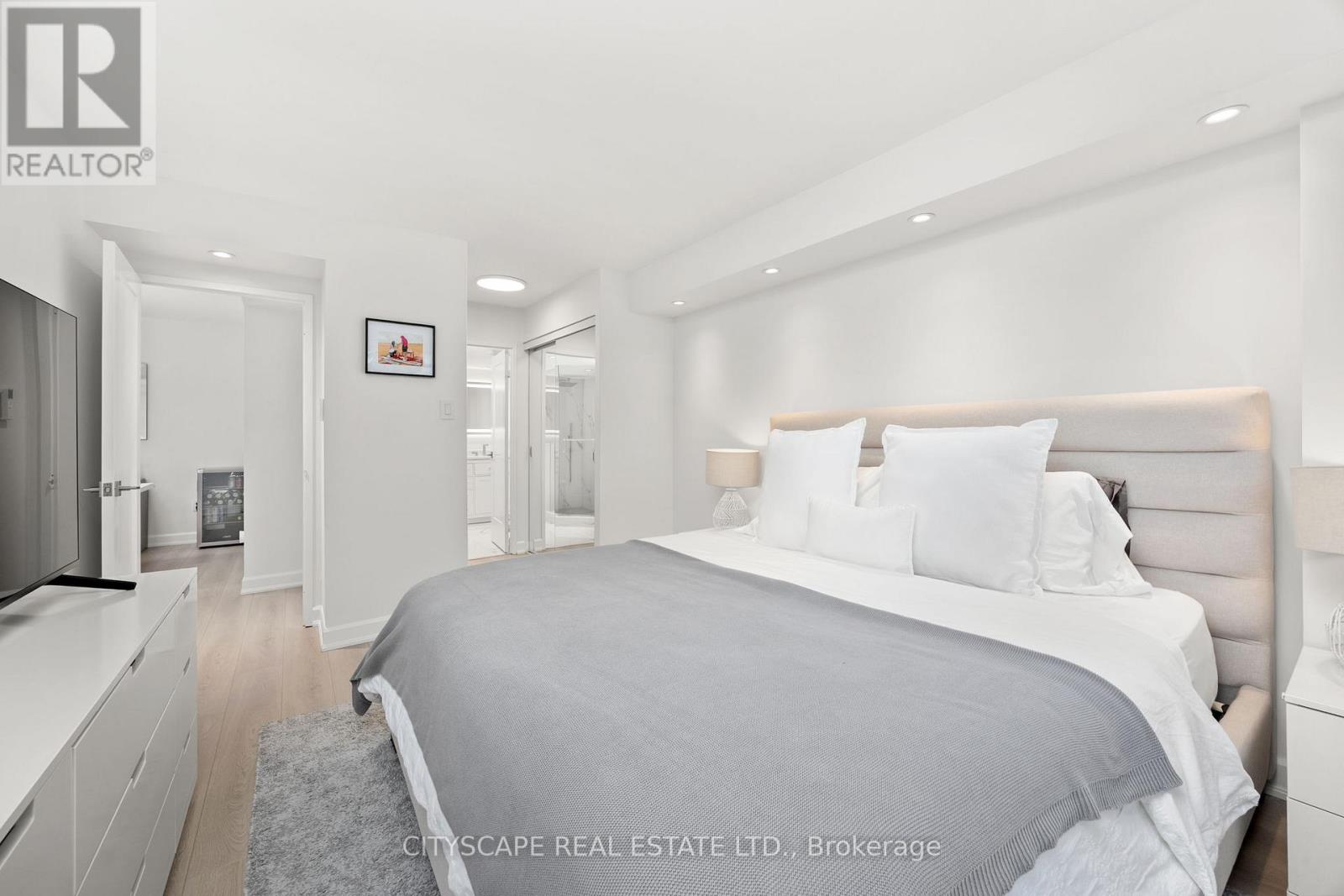 209 - 7460 Bathurst Street, Vaughan, Ontario  L4J 7K9 - Photo 18 - N12493052