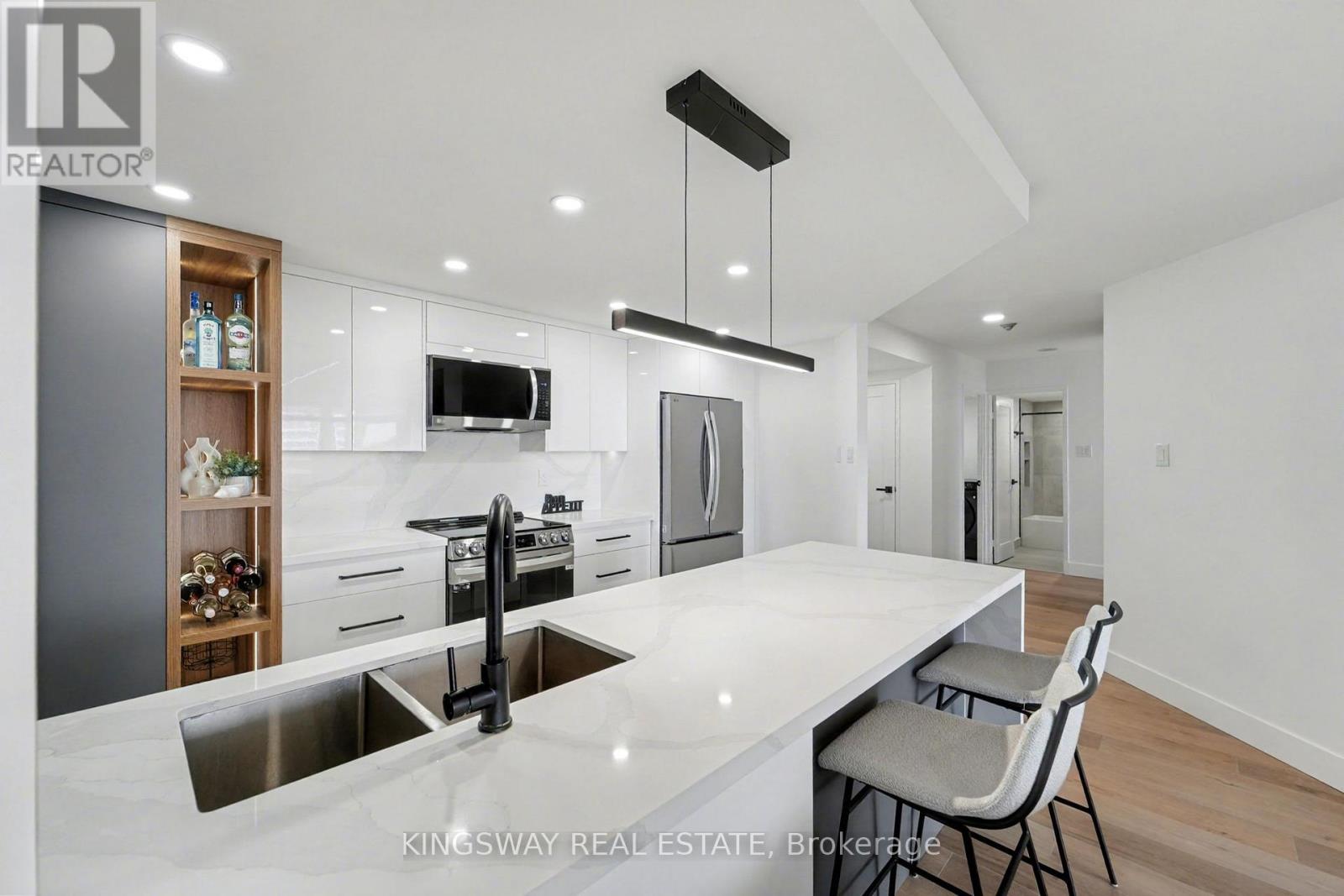 712 - 7420 Bathurst Street, Vaughan, Ontario  L4J 6X4 - Photo 6 - N12493064