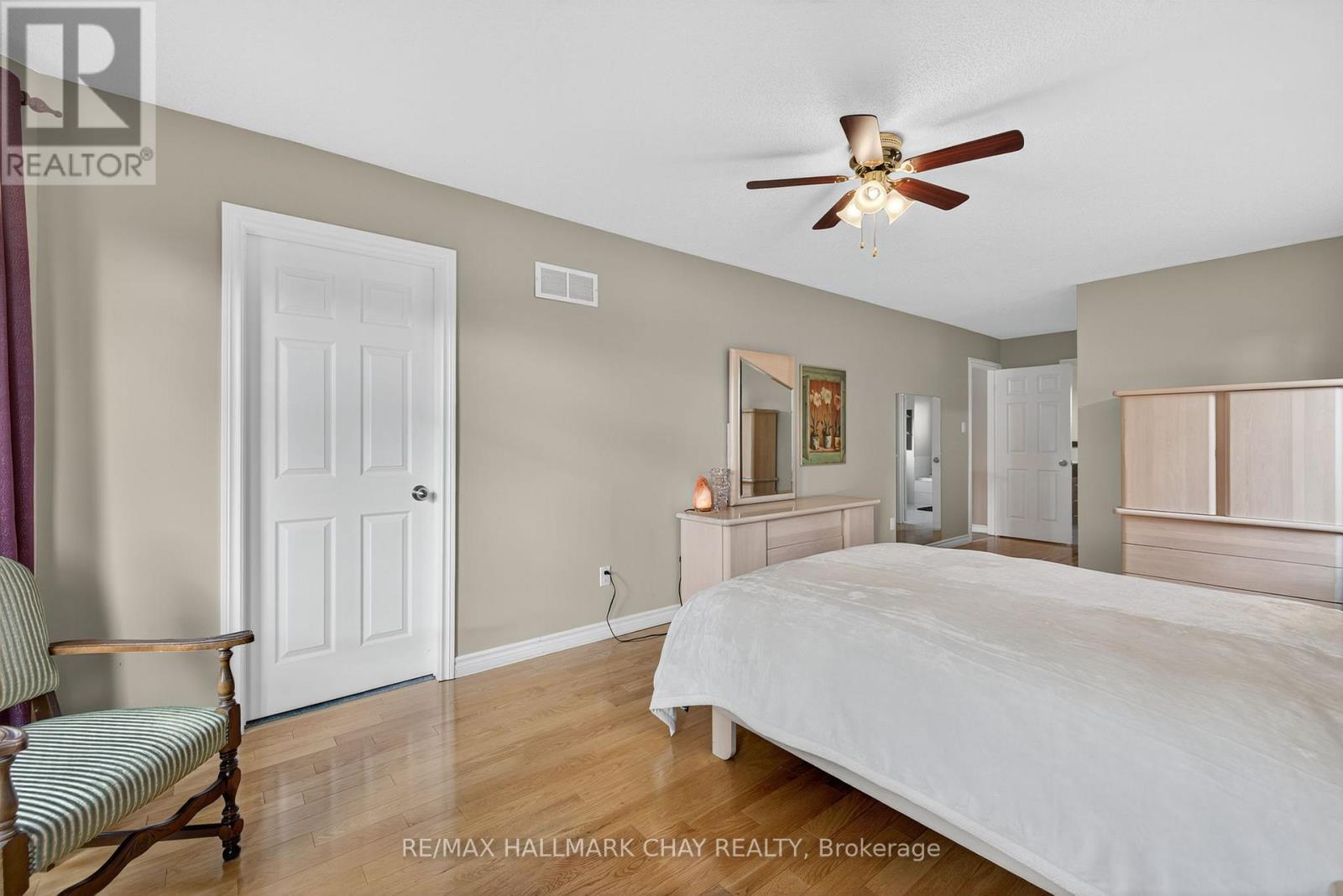 235 Elman Crescent, Newmarket, Ontario  L3Y 7X5 - Photo 25 - N12493072