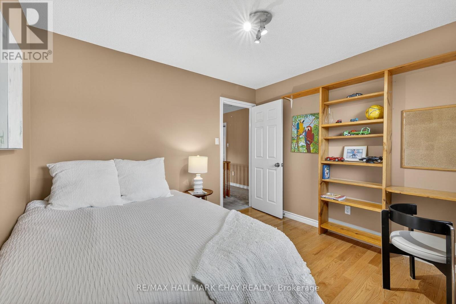 235 Elman Crescent, Newmarket, Ontario  L3Y 7X5 - Photo 28 - N12493072