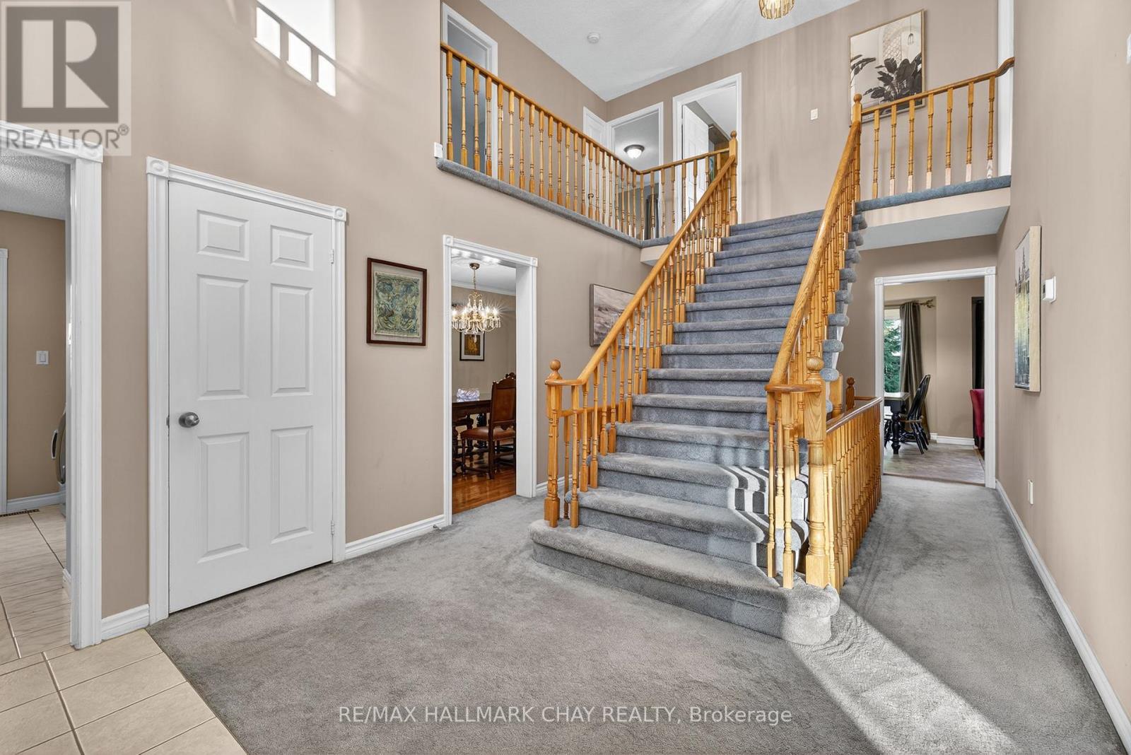 235 Elman Crescent, Newmarket, Ontario  L3Y 7X5 - Photo 5 - N12493072