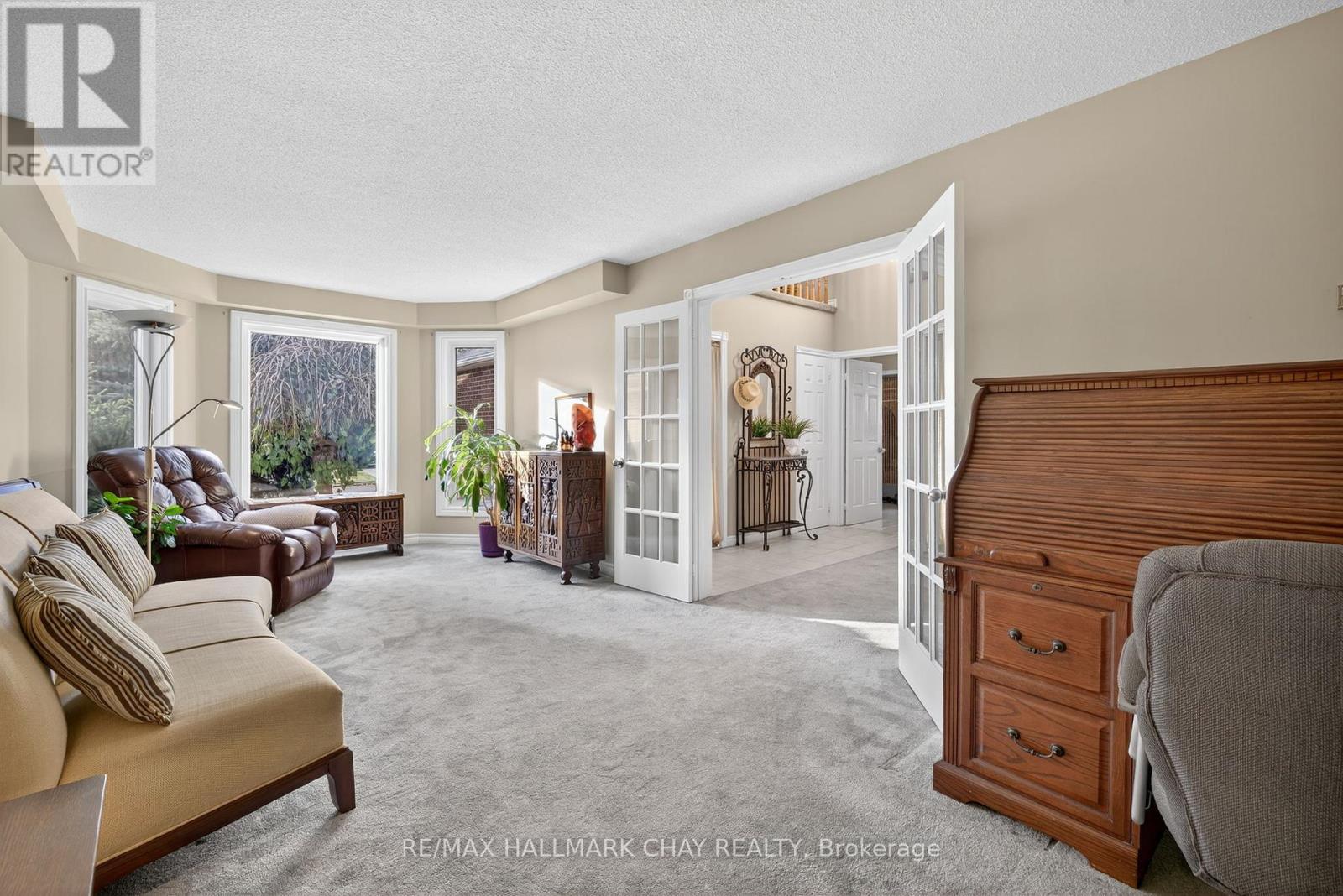 235 Elman Crescent, Newmarket, Ontario  L3Y 7X5 - Photo 7 - N12493072