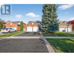 235 ELMAN CRESCENT, Newmarket, Ontario
