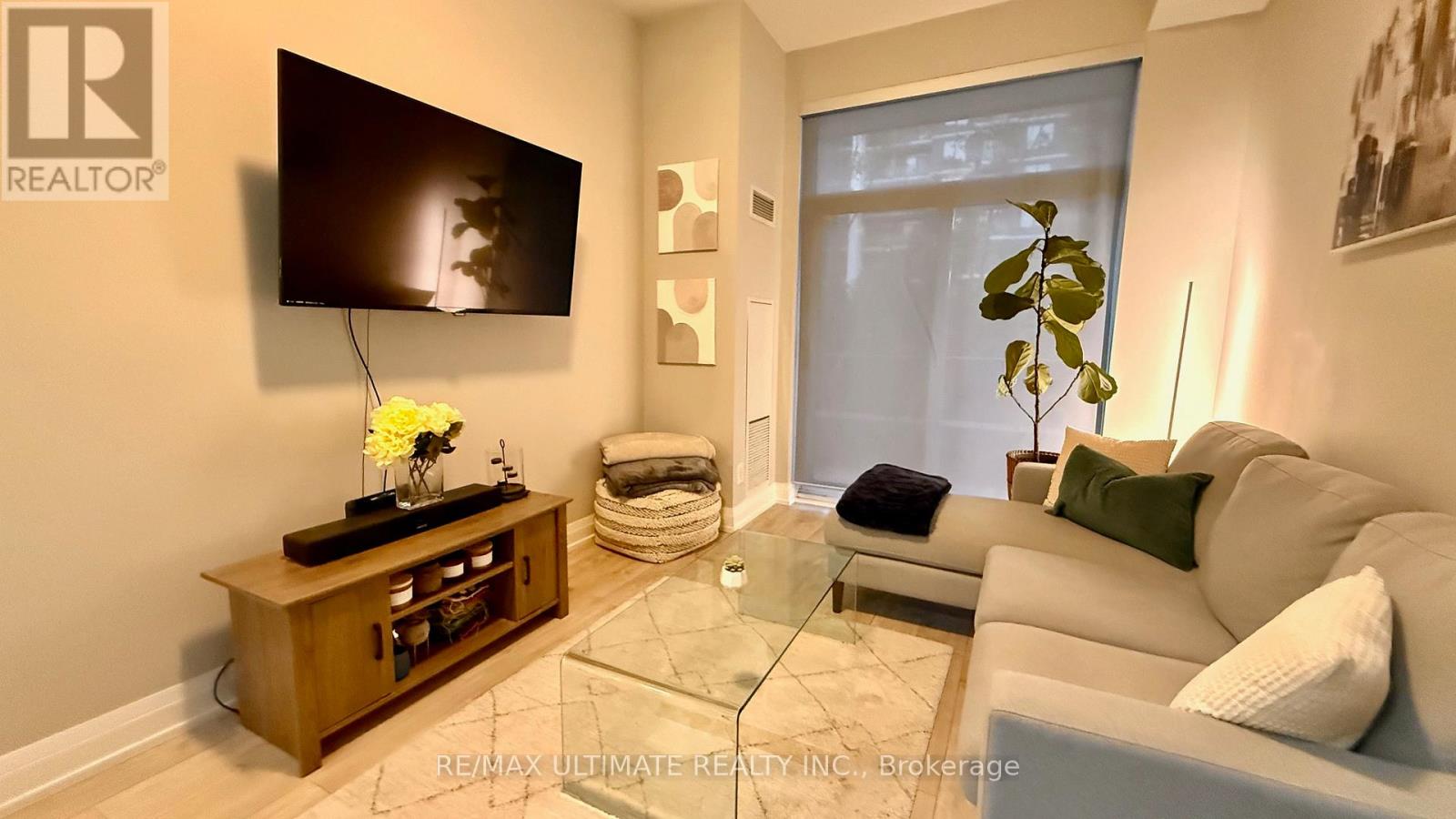 304 - 3600 Highway 7, Vaughan, Ontario  L4L 5G1 - Photo 10 - N12493084