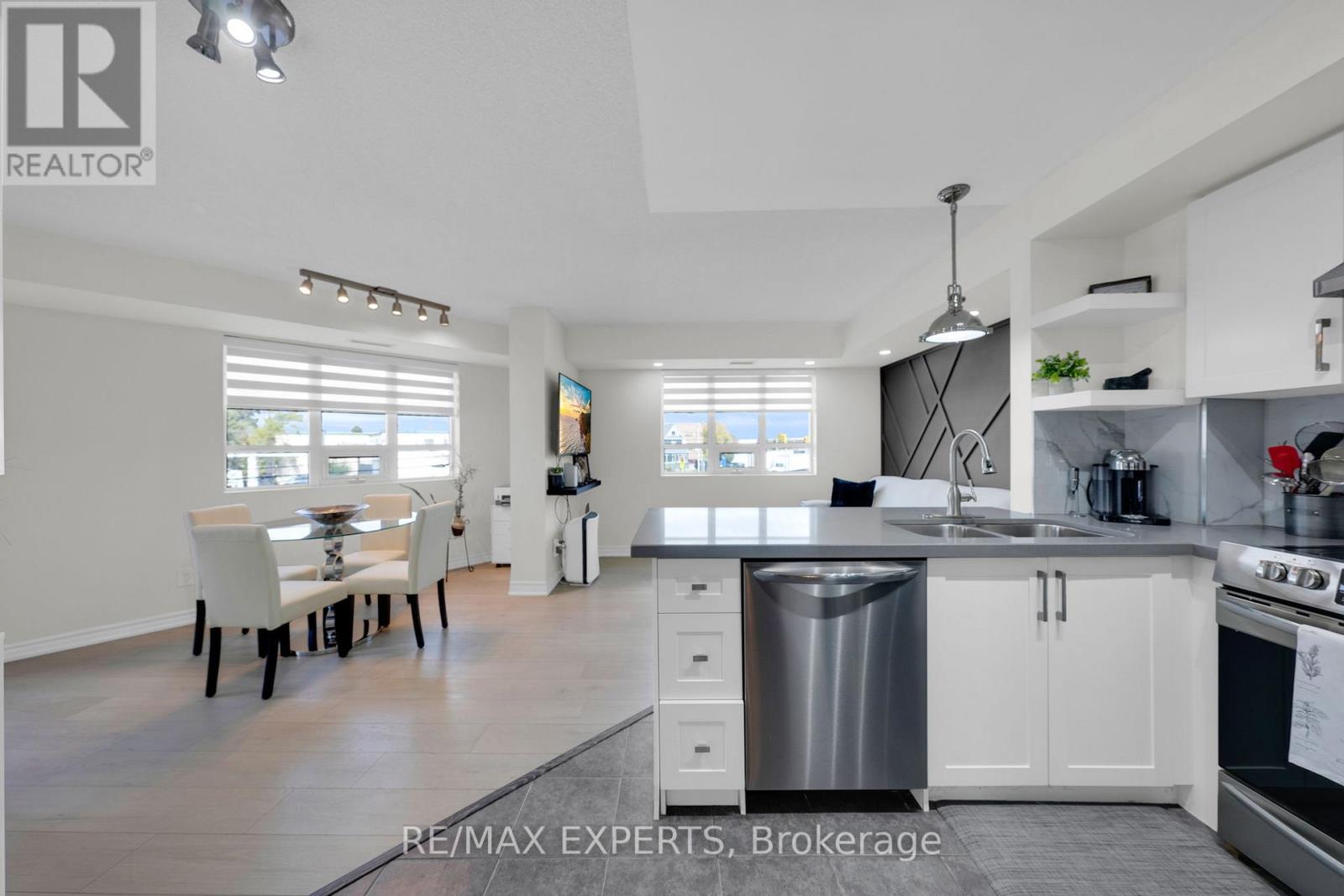 205 - 7730 Kipling Avenue, Vaughan, Ontario  L4L 1Y9 - Photo 11 - N12493208