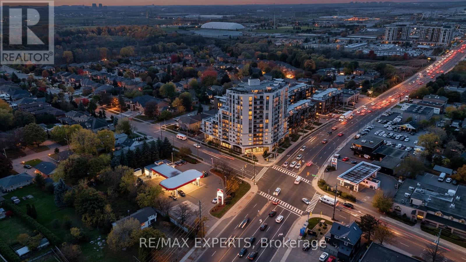 205 - 7730 Kipling Avenue, Vaughan, Ontario  L4L 1Y9 - Photo 2 - N12493208