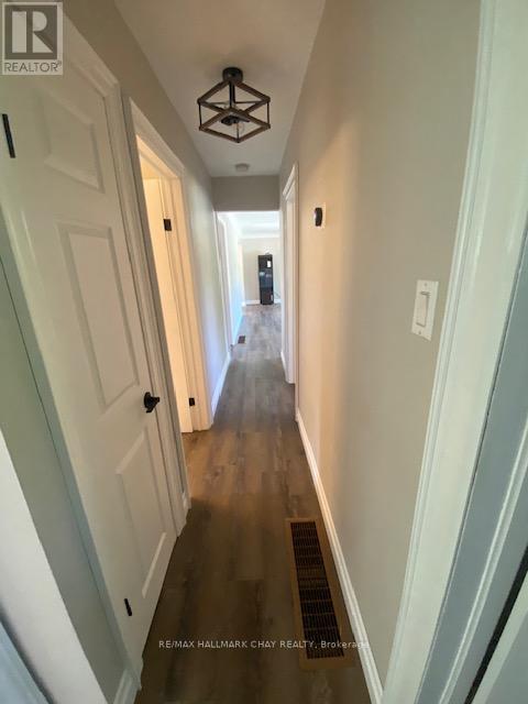 Main - 1207 Bayfield Street N, Springwater, Ontario  L9X 0N6 - Photo 10 - S12493090