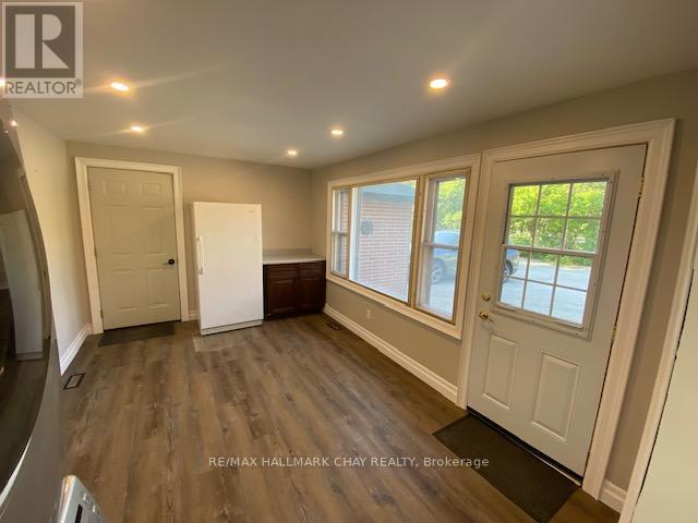 Main - 1207 Bayfield Street N, Springwater, Ontario  L9X 0N6 - Photo 16 - S12493090