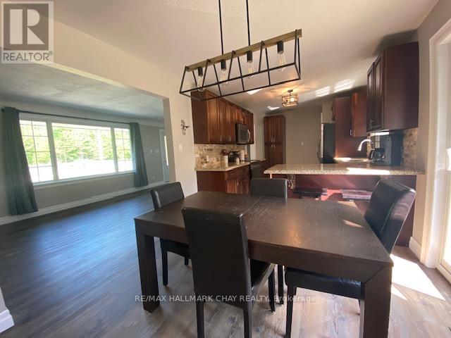 Main - 1207 Bayfield Street N, Springwater, Ontario  L9X 0N6 - Photo 6 - S12493090