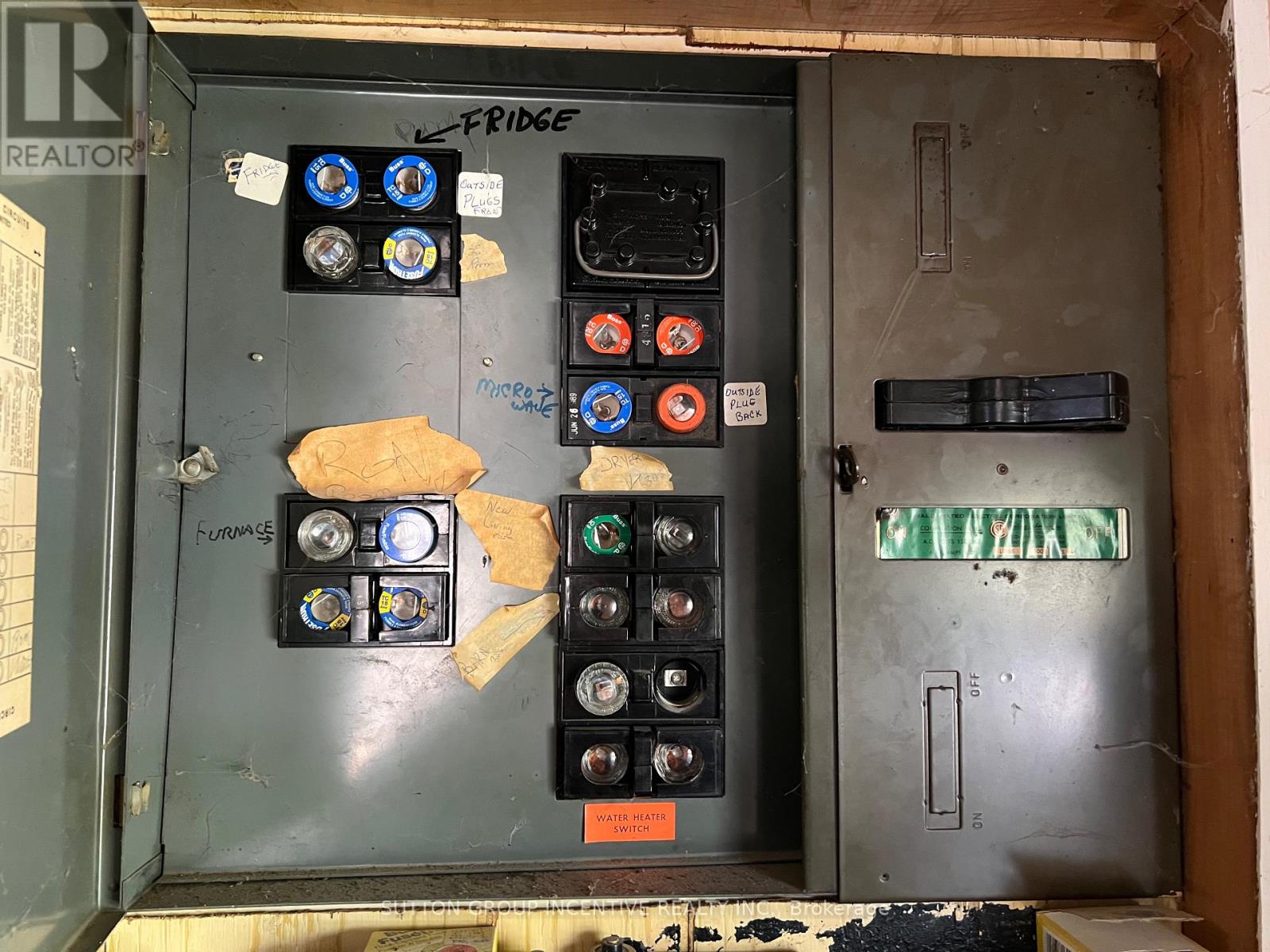 4075 Airport Road, Ramara, Ontario  L3V 0K6 - Photo 7 - S12493152