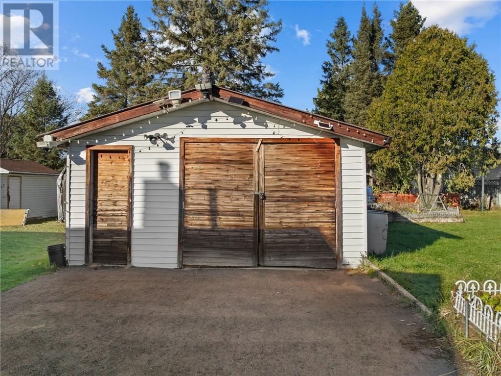 10 Richard Court, Dowling, Ontario  P0M 1R0 - Photo 30 - 2125430