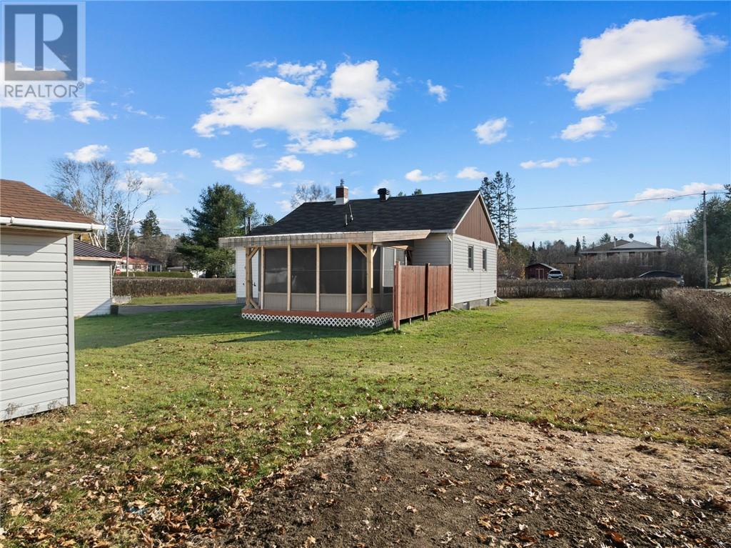 10 Richard Court, Dowling, Ontario  P0M 1R0 - Photo 35 - 2125430