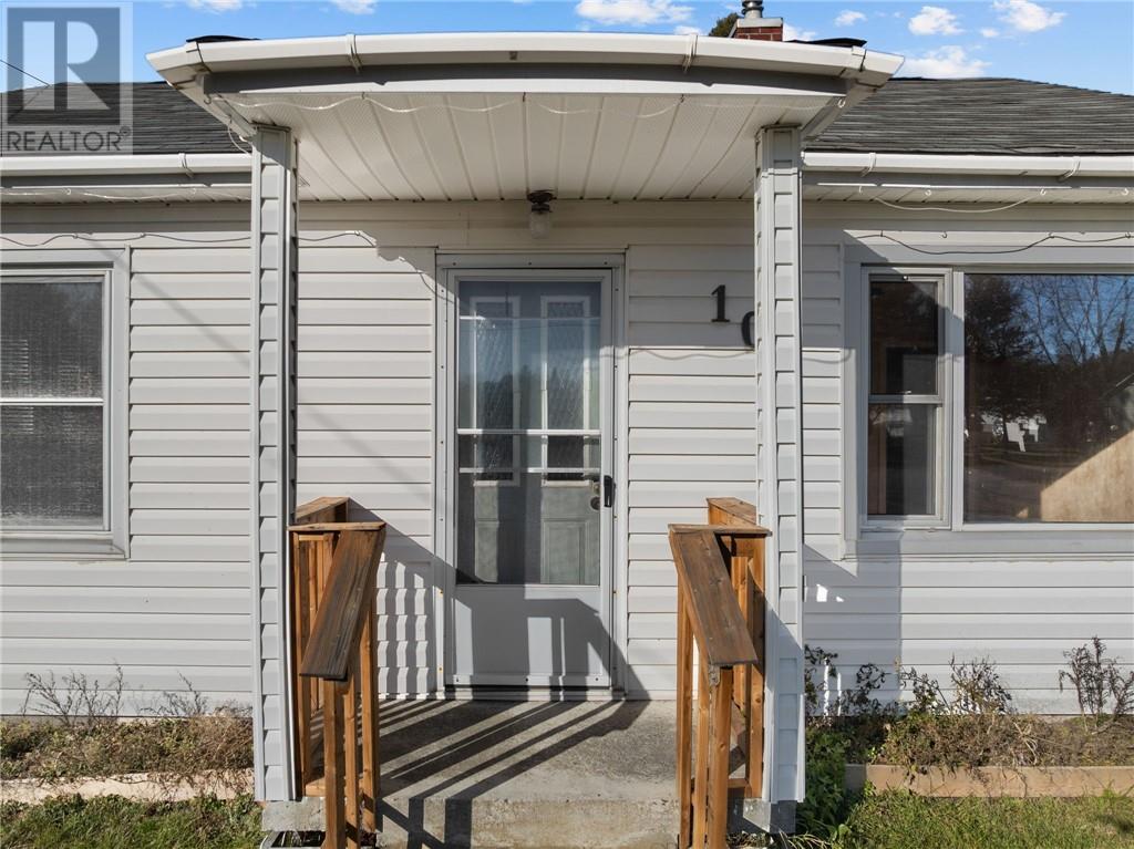 10 Richard Court, Dowling, Ontario  P0M 1R0 - Photo 5 - 2125430