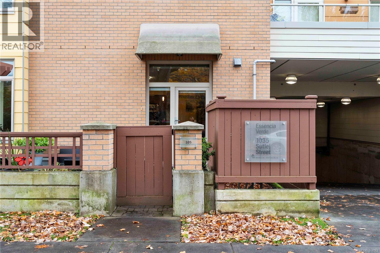 105 1035 Sutlej St, Victoria, British Columbia