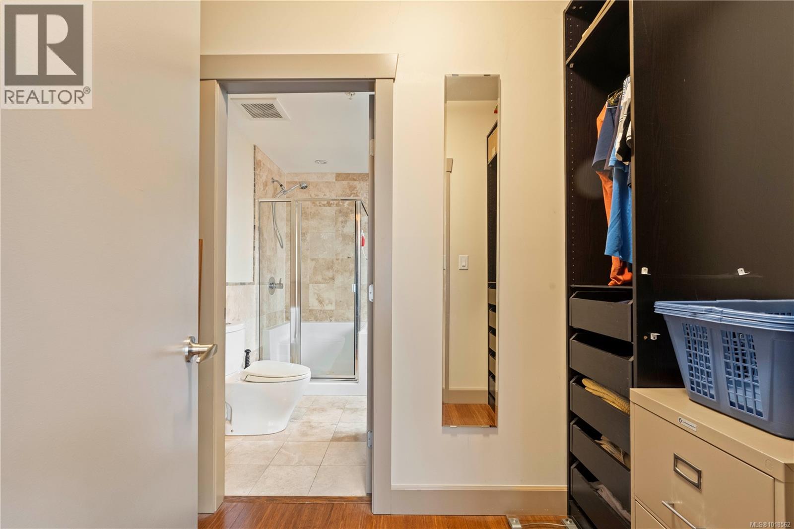 105 1035 Sutlej St, Victoria, British Columbia  V8V 2V9 - Photo 15 - 1018562