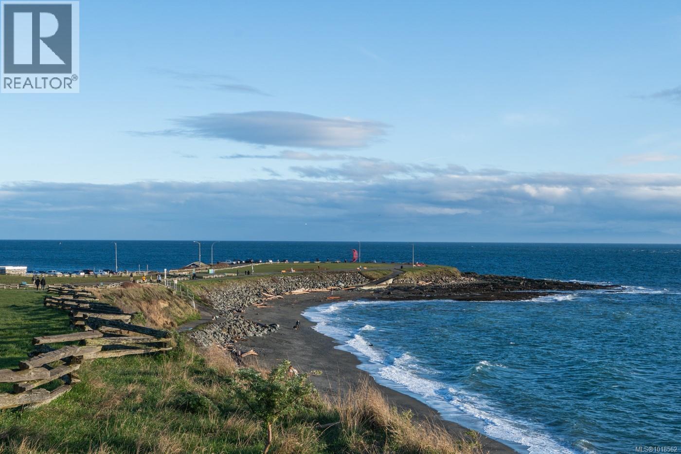 105 1035 Sutlej St, Victoria, British Columbia  V8V 2V9 - Photo 29 - 1018562