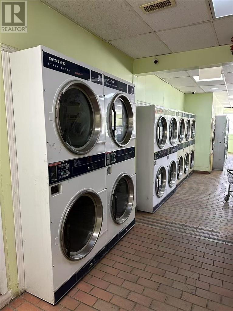 319 W Montague Avenue, Sudbury, Ontario  P3C 4G4 - Photo 2 - 2123895