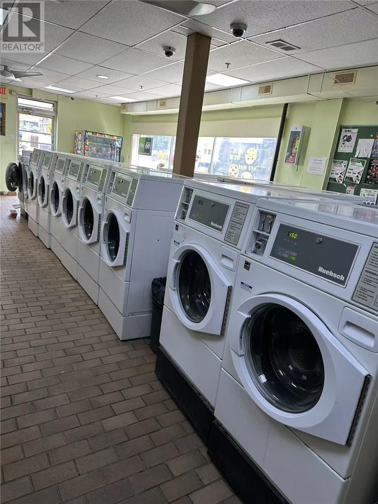 319 W Montague Avenue, Sudbury, Ontario  P3C 4G4 - Photo 3 - 2123895