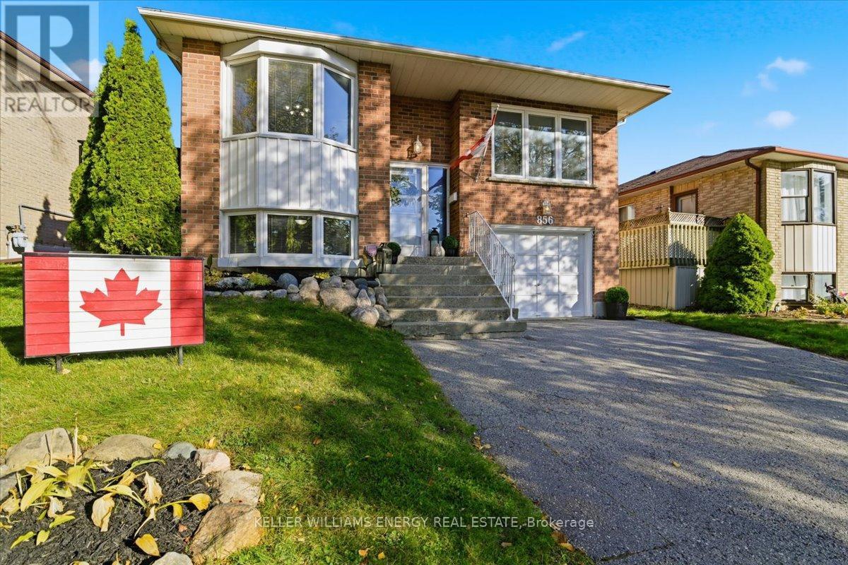 856 ROUNDELAY DRIVE, Oshawa, Ontario