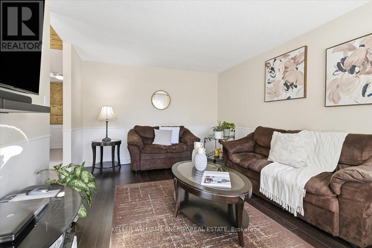 856 Roundelay Drive, Oshawa (Mclaughlin), Ontario  L1J 7T9 - Photo 4 - E12493316