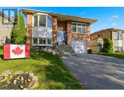 856 ROUNDELAY DRIVE, Oshawa, Ontario