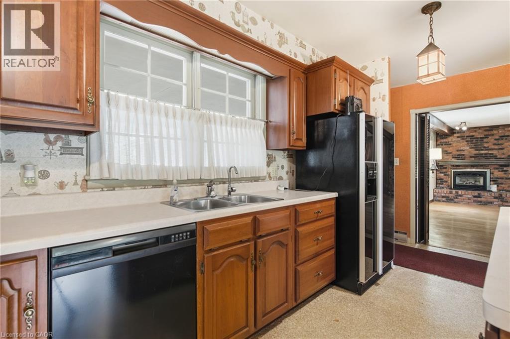 2179 Britannia Road, Burlington, Ontario  L7P 0E8 - Photo 8 - 40779965