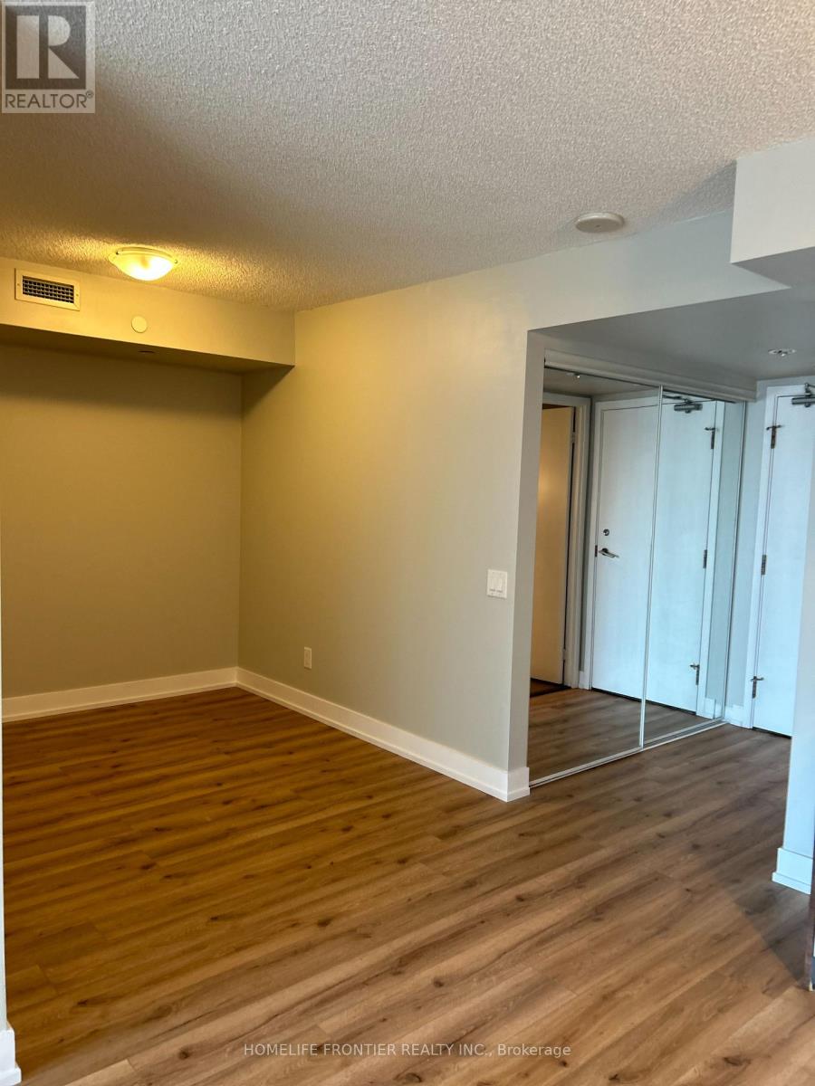 2105 - 72 Esther Shiner Boulevard, Toronto, Ontario  M2K 0C4 - Photo 3 - C12488292