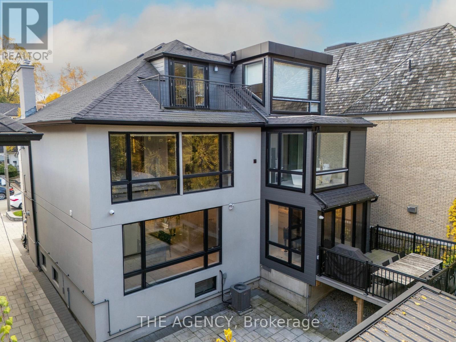 6 Hillholm Road, Toronto, Ontario  M5P 1M2 - Photo 33 - C12492534