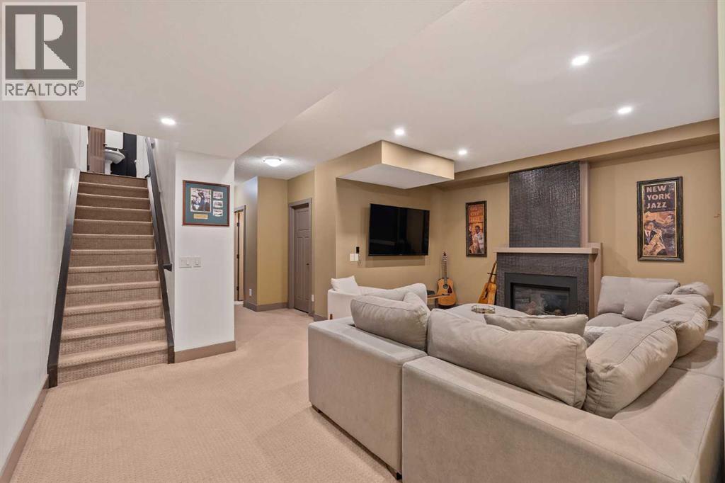 2410 26 Street Sw, Calgary, Alberta  T3E 2A7 - Photo 39 - A2264948