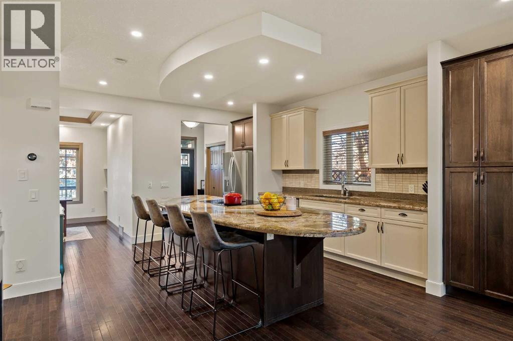 2410 26 Street Sw, Calgary, Alberta  T3E 2A7 - Photo 13 - A2264948