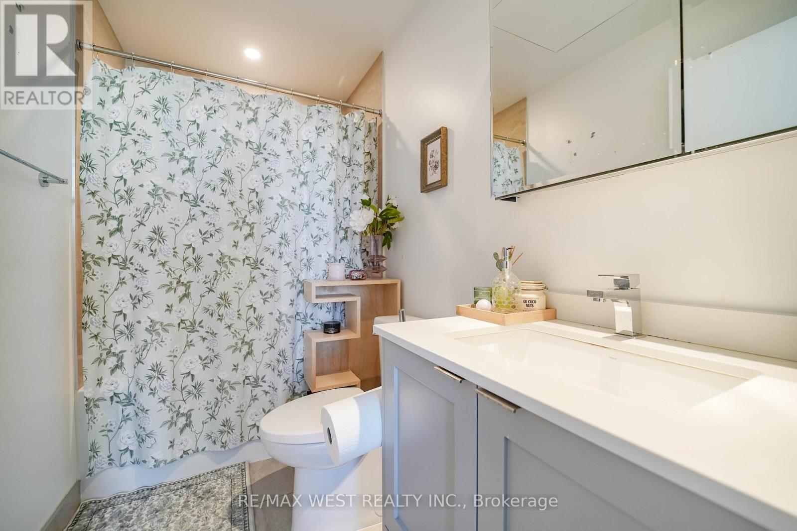 2102 - 1928 Lake Shore Boulevard, Toronto, Ontario  M6S 0B1 - Photo 6 - W12493016