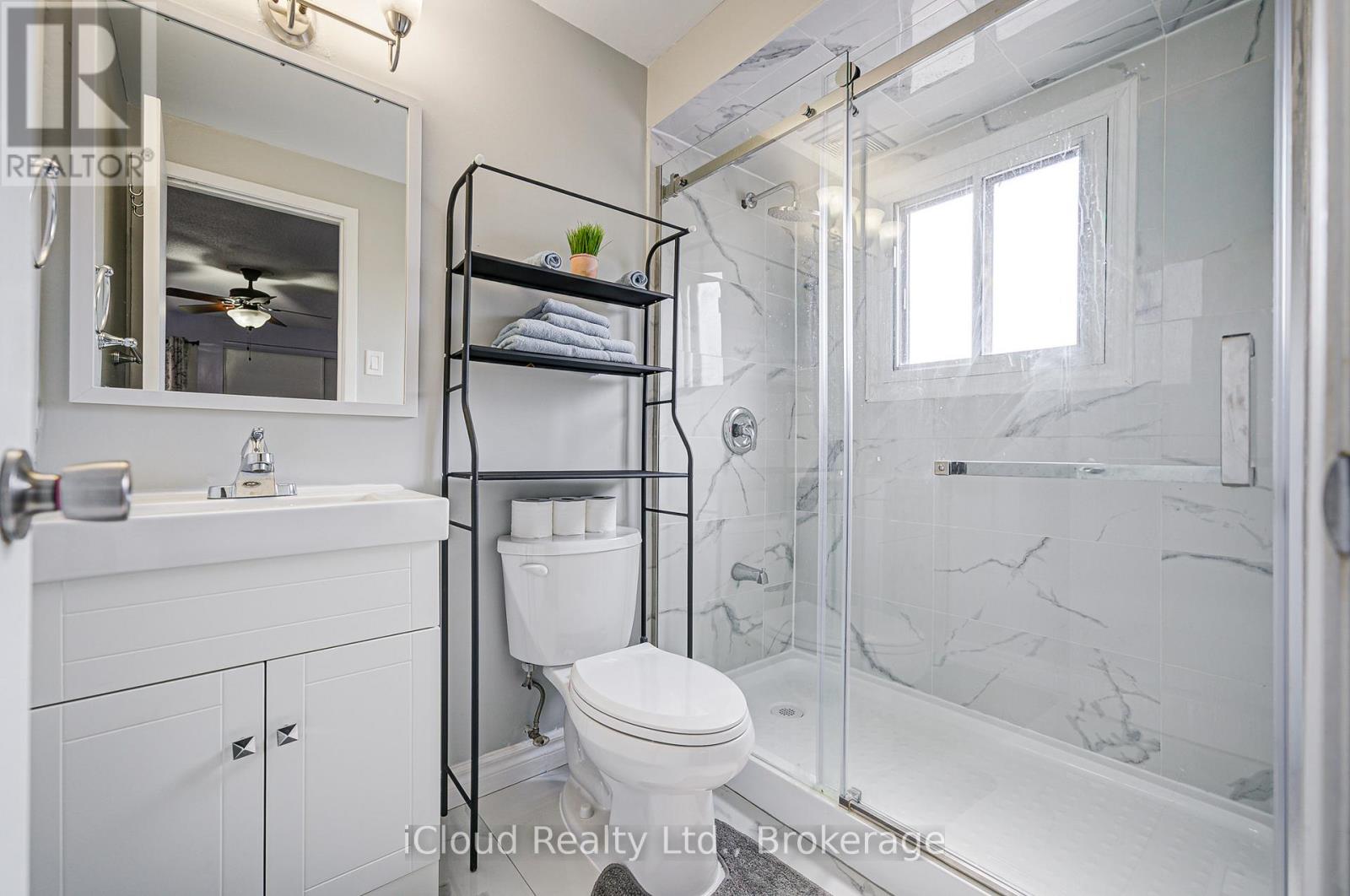 5 Gloucester Place, Brampton, Ontario  L6S 2E5 - Photo 26 - W12493024