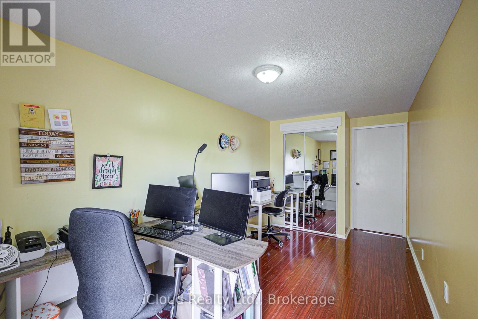 5 Gloucester Place, Brampton, Ontario  L6S 2E5 - Photo 28 - W12493024