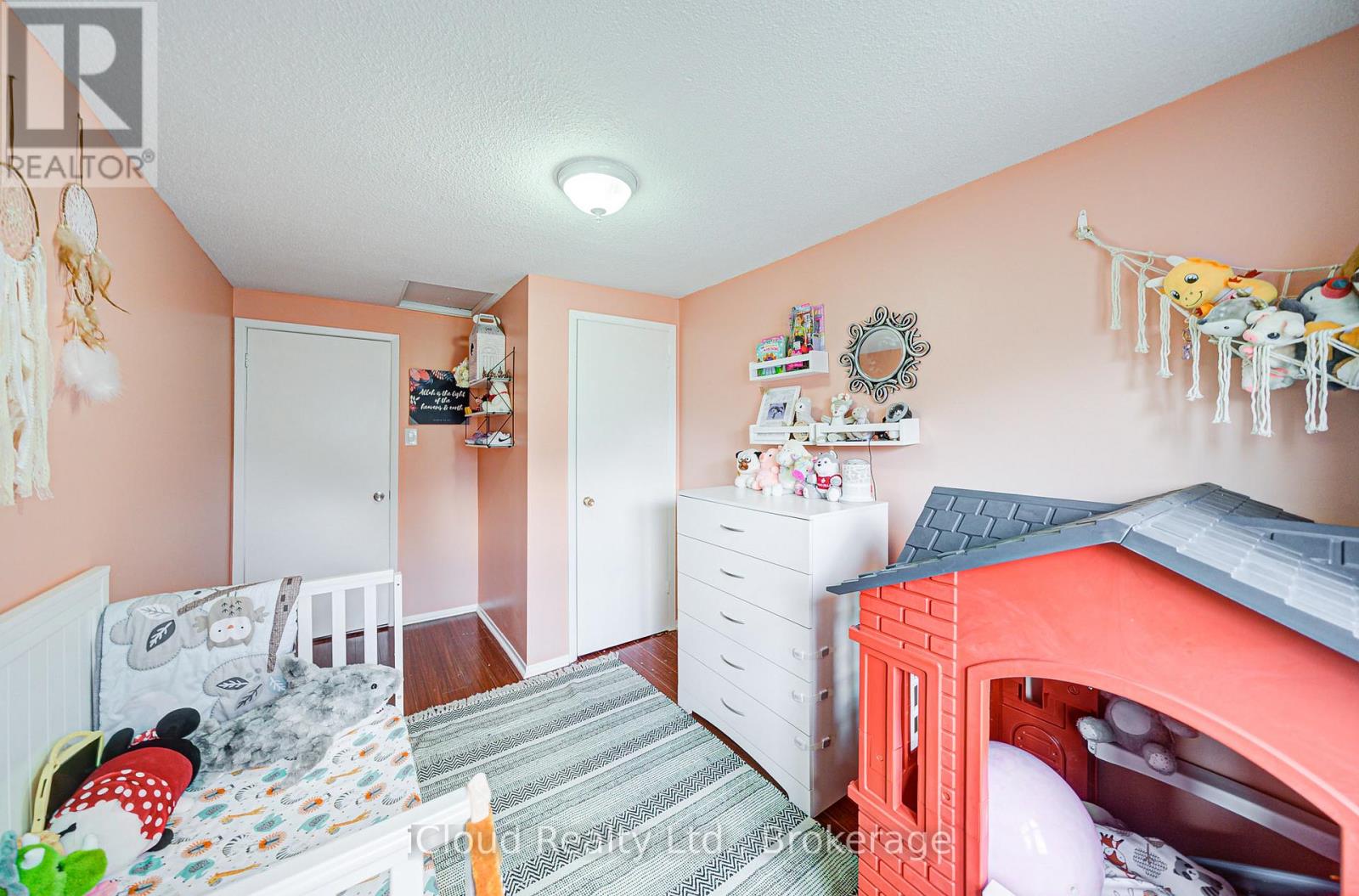 5 Gloucester Place, Brampton, Ontario  L6S 2E5 - Photo 32 - W12493024