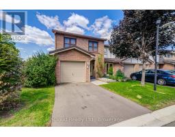 5 GLOUCESTER PLACE, Brampton, Ontario