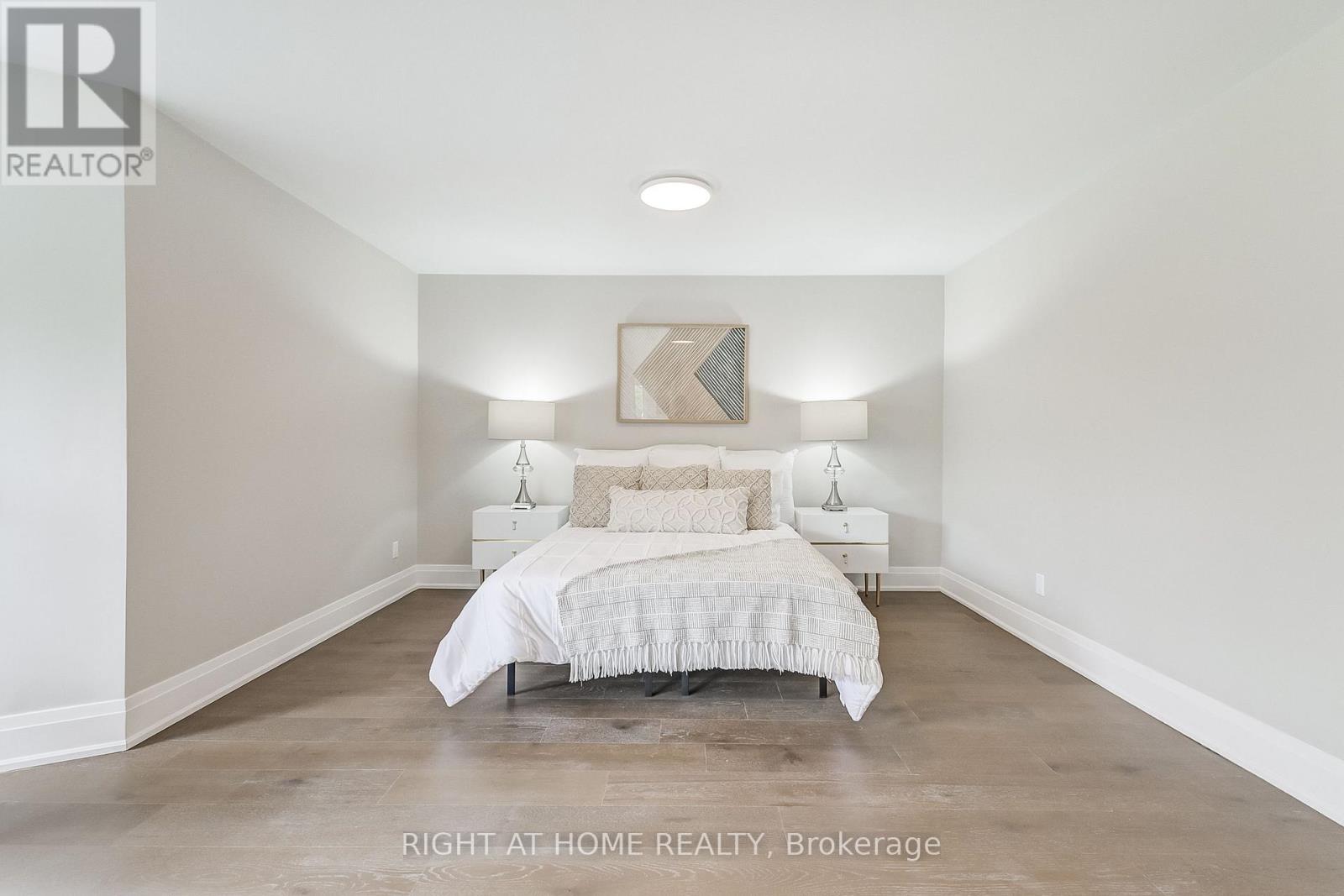 1308 Fieldcrest Lane, Oakville, Ontario  L6M 2N6 - Photo 20 - W12493034