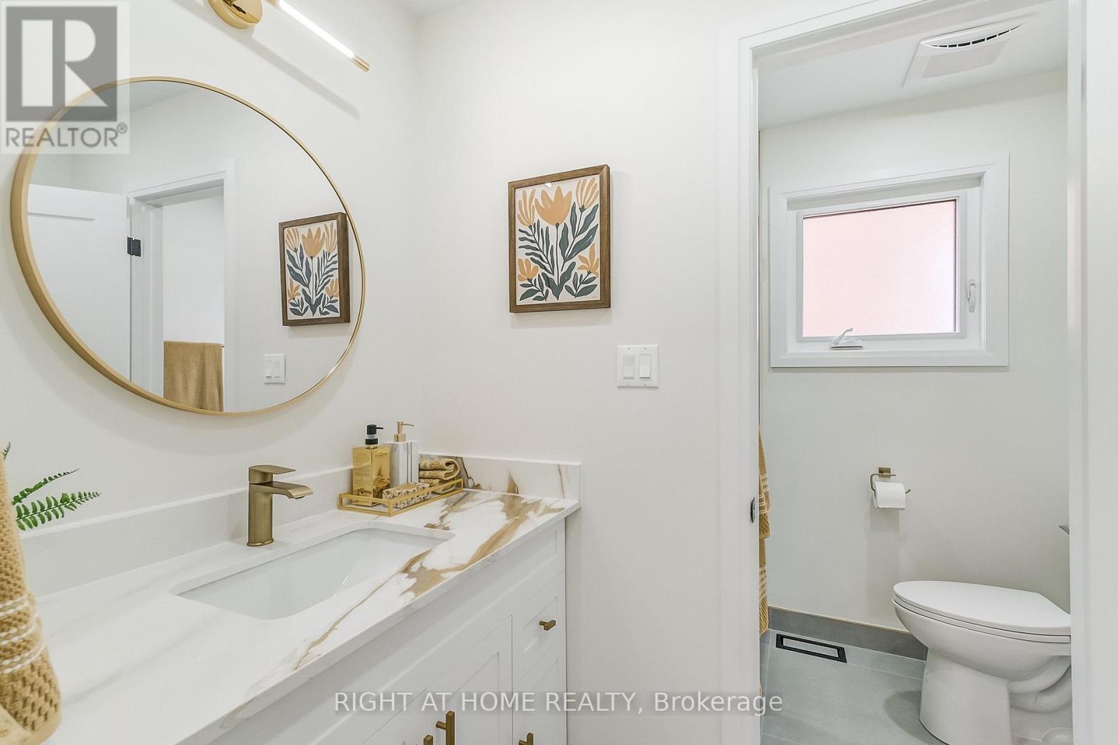 1308 Fieldcrest Lane, Oakville, Ontario  L6M 2N6 - Photo 32 - W12493034