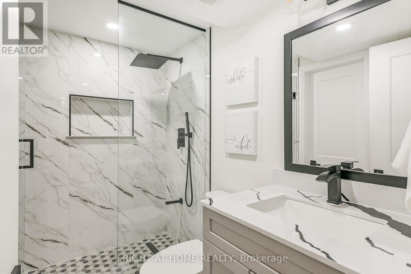 1308 Fieldcrest Lane, Oakville, Ontario  L6M 2N6 - Photo 36 - W12493034