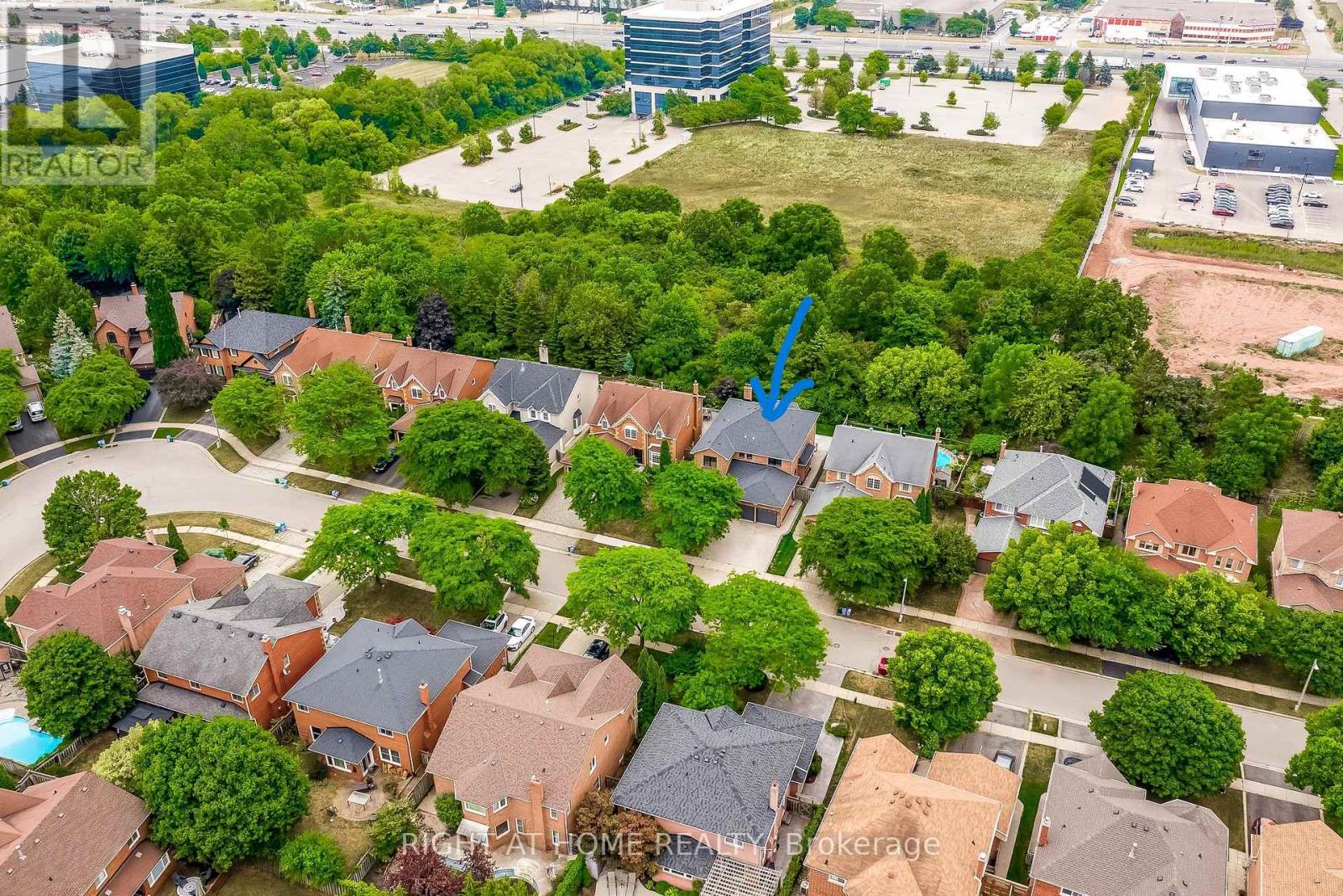 1308 Fieldcrest Lane, Oakville, Ontario  L6M 2N6 - Photo 47 - W12493034