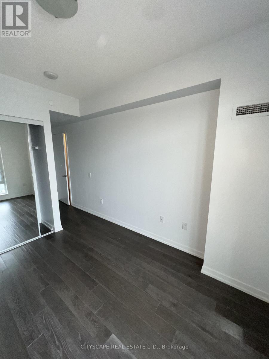 1503 - 2560 Eglinton Avenue, Mississauga, Ontario  L5M 5R1 - Photo 4 - W12493050