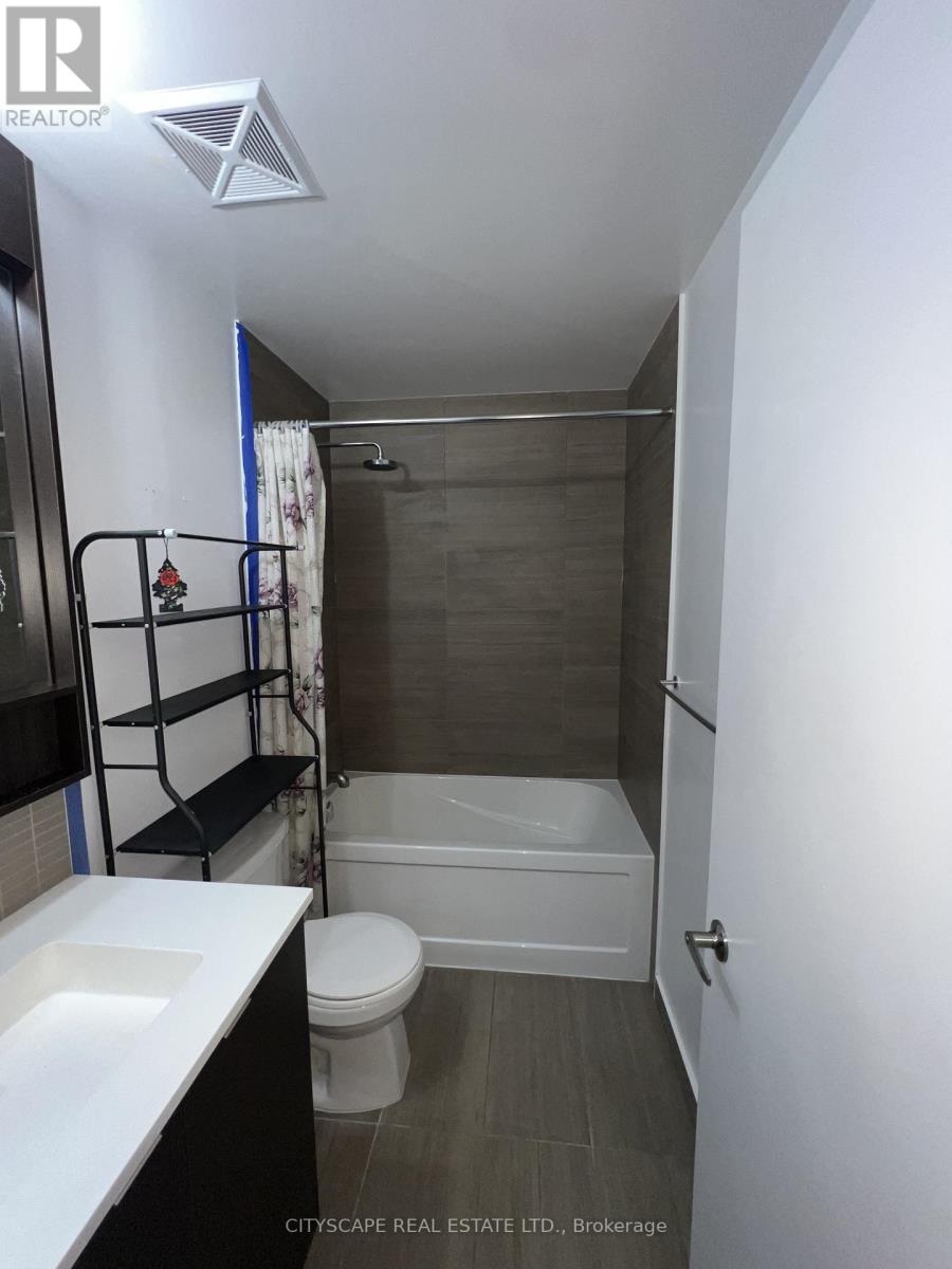 1503 - 2560 Eglinton Avenue, Mississauga, Ontario  L5M 5R1 - Photo 9 - W12493050