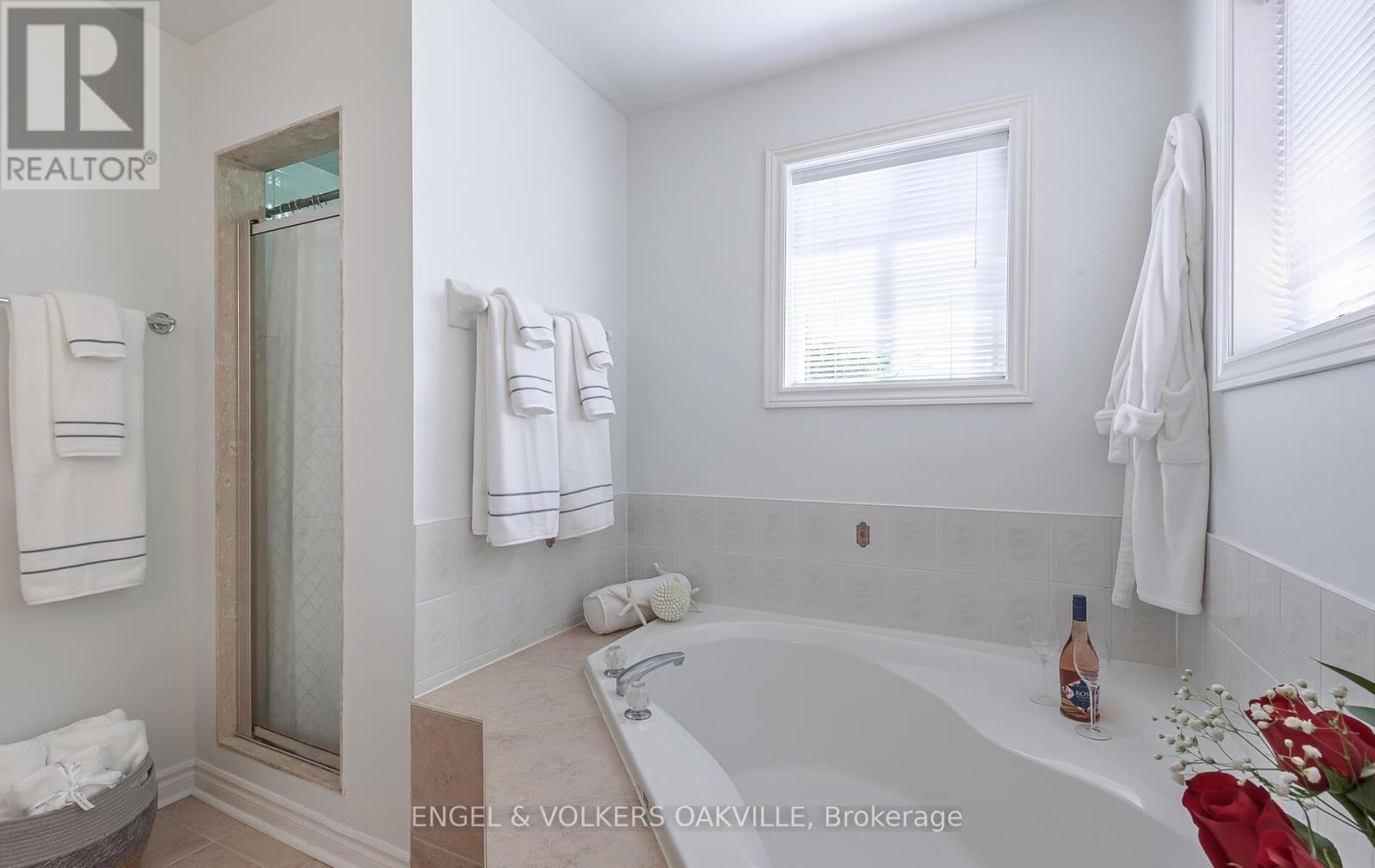 3976 Freeman Terrace, Mississauga, Ontario  L5M 6R1 - Photo 16 - W12493086