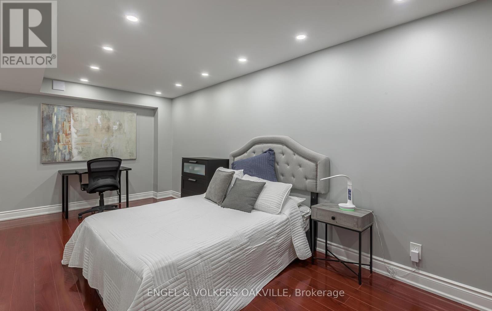 3976 Freeman Terrace, Mississauga, Ontario  L5M 6R1 - Photo 25 - W12493086