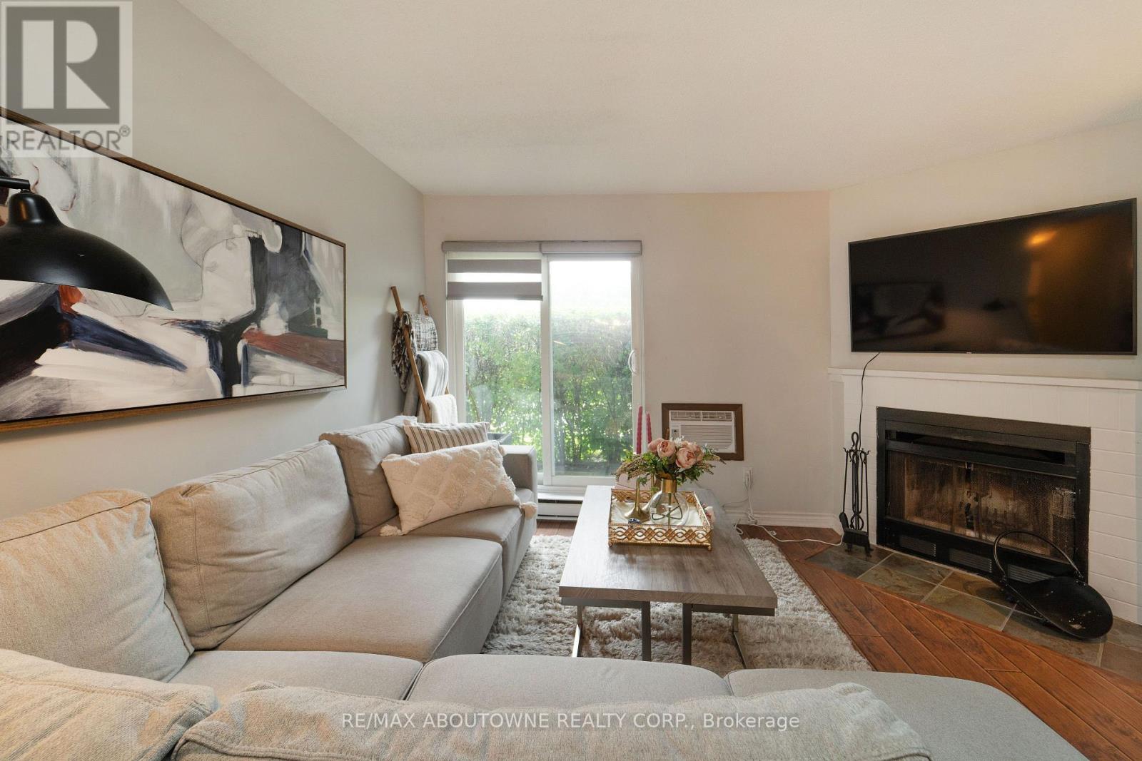 612 - 1450 Glen Abbey Gate, Oakville, Ontario  L6M 2V7 - Photo 6 - W12493120