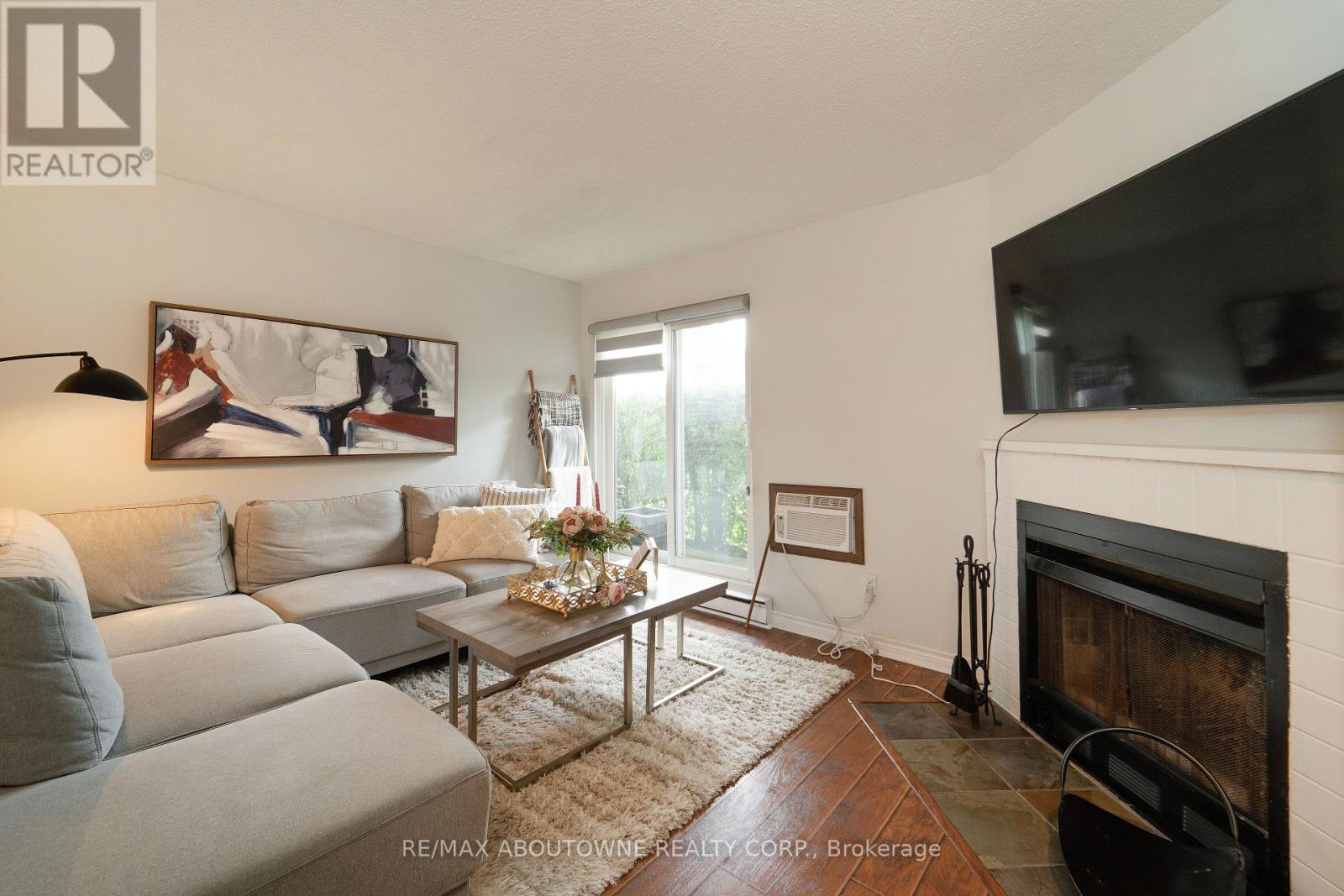 612 - 1450 Glen Abbey Gate, Oakville, Ontario  L6M 2V7 - Photo 7 - W12493120