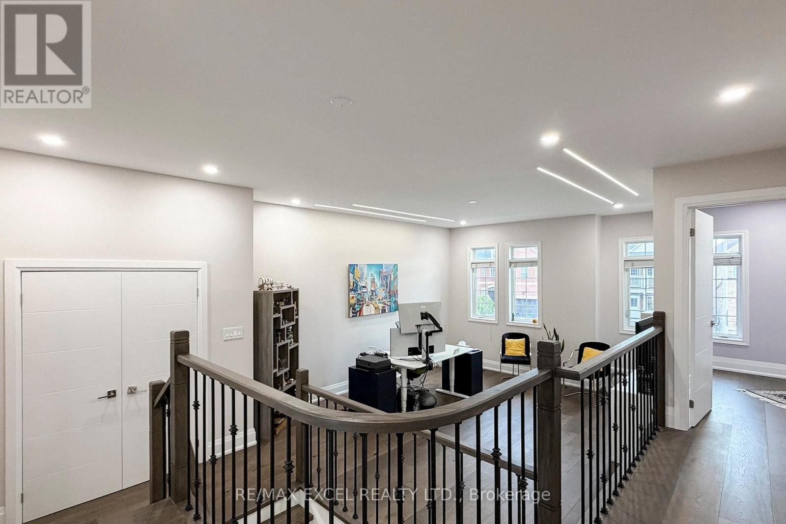 384 Old Colony Road, Richmond Hill, Ontario  L4E 5B2 - Photo 21 - N12484209