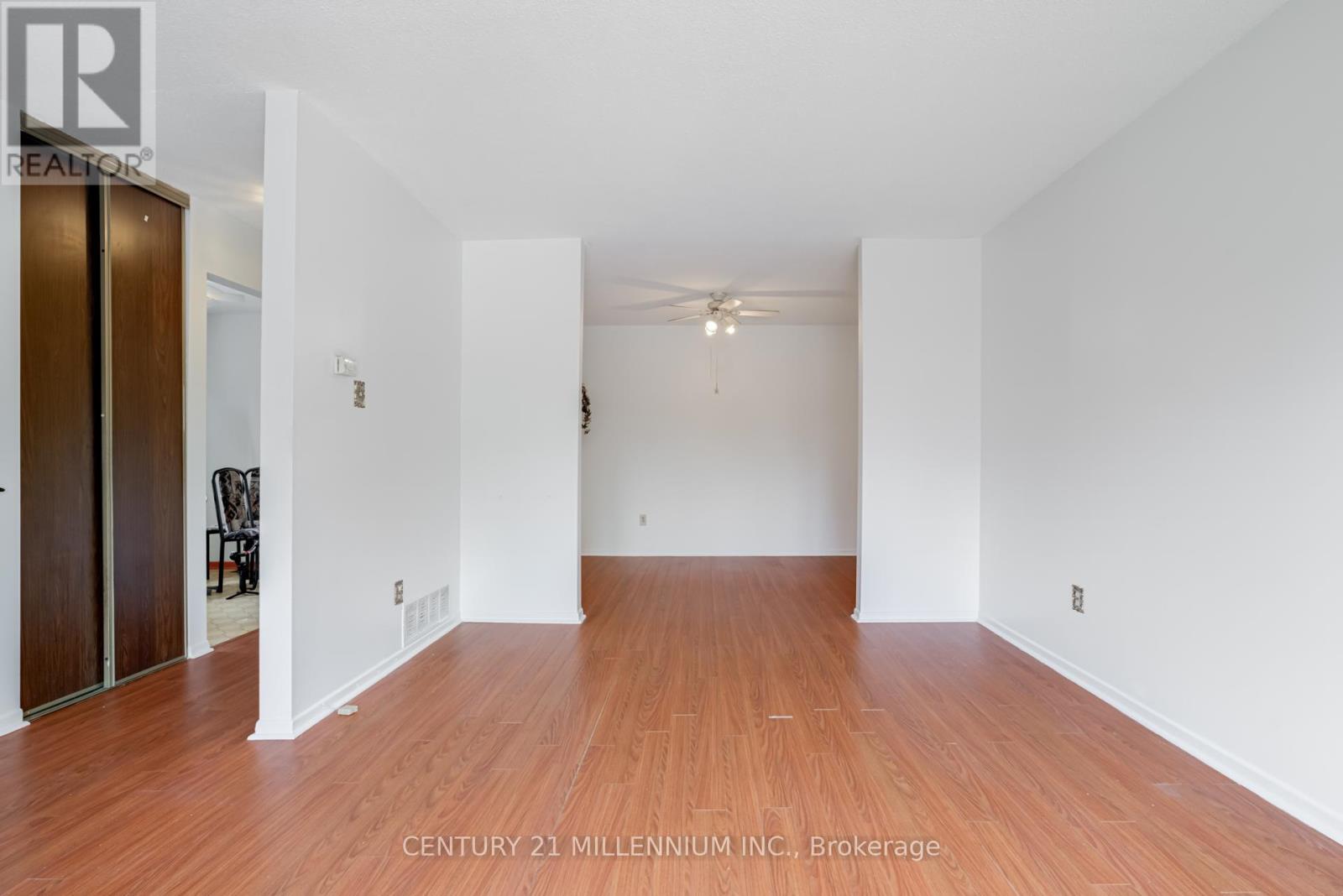 94 Charters Road, Brampton, Ontario  L6V 2S5 - Photo 7 - W12493184