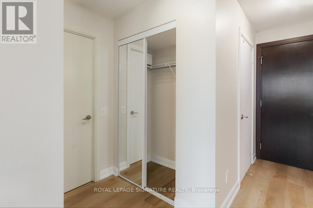 1753 - 25 Viking Lane, Toronto, Ontario  M9B 0A1 - Photo 4 - W12493226