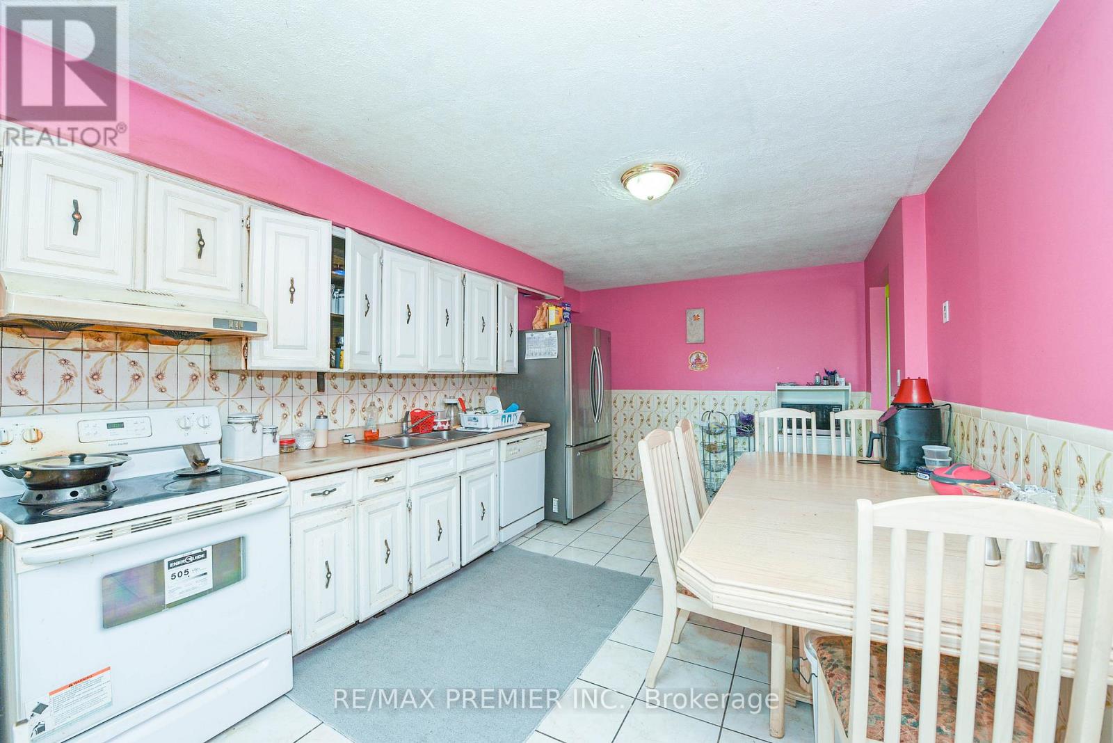 35 Taysham Crescent, Toronto, Ontario  M9V 1X1 - Photo 23 - W12493228